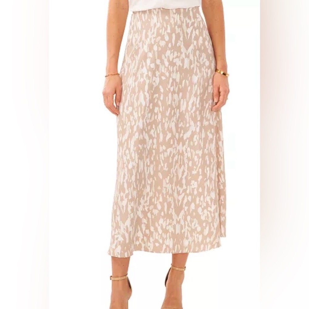 Vince Camuto NWT tan midi skirt, XXS